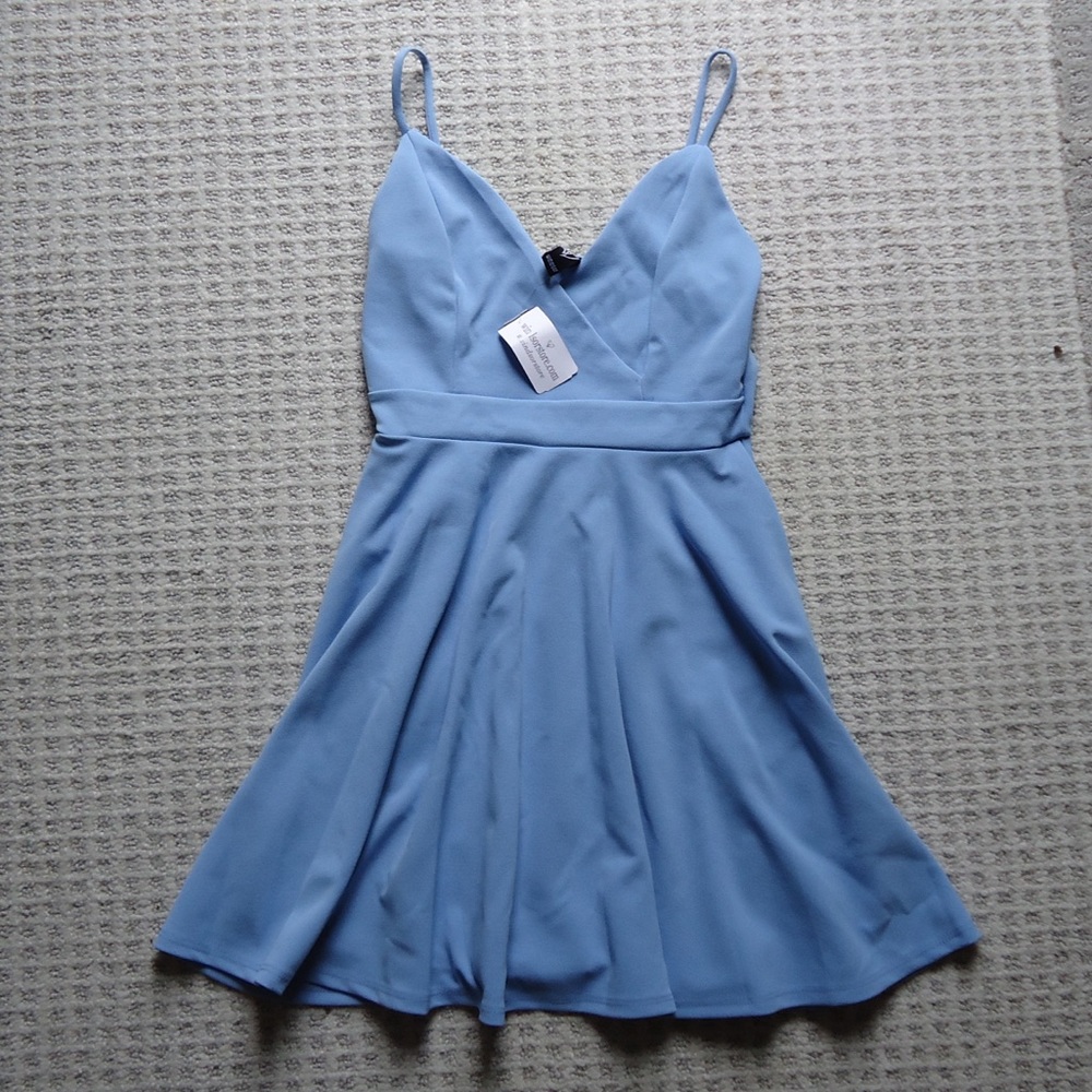 Windsor light blue skater dress w/ POCKETS! Size M